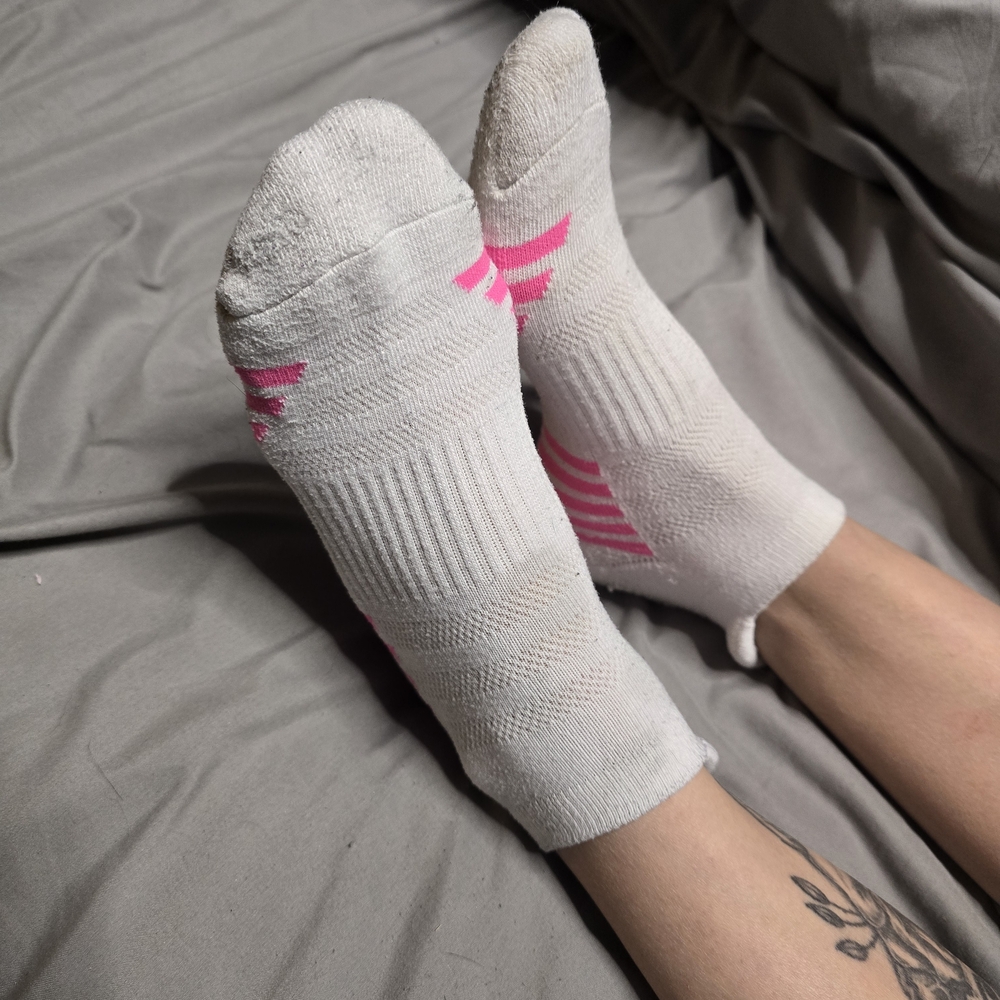 Pink and White Striped Women's Ankle Socks